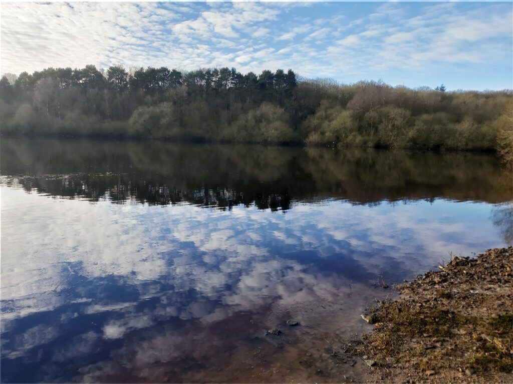 10 Of The Very BEST Reservoirs In & Near Manchester Reservoir Walks