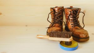 How to clean walking boots, brush