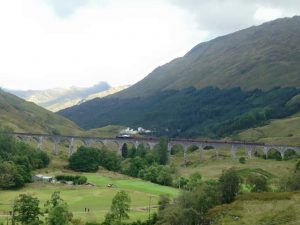 Harry Potter train, Glenfinnan Viaduct, Steam
