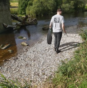 Waterhaul Litter Picker Review – Giving Back To Nature One Pick At A Time